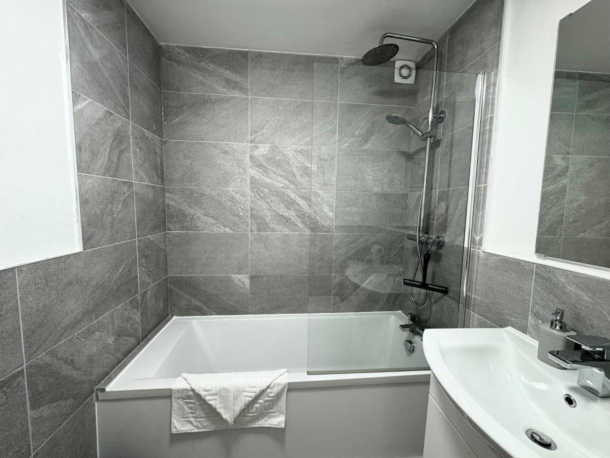 The Alnham, Large 3 Bed Apartment, Close To The City Newcastle upon Tyne Eksteriør bilde
